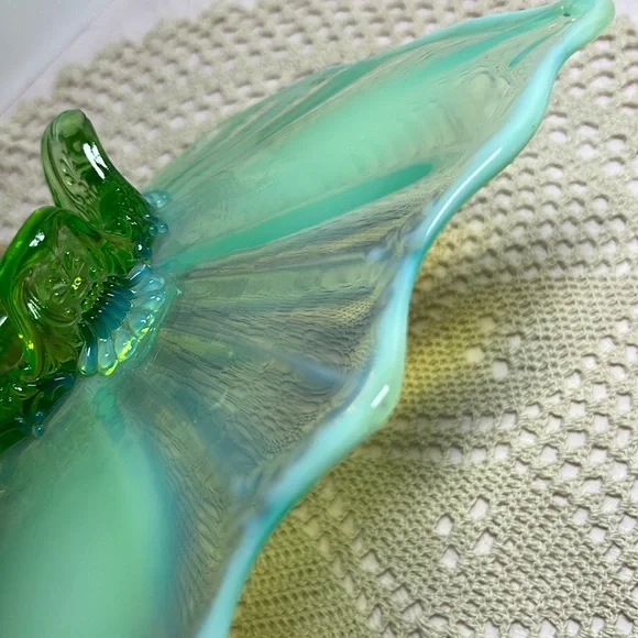 💚Antique Dugan Diamond Green Opalescent Handkerchief Bowl Footed Candy Dish 1909